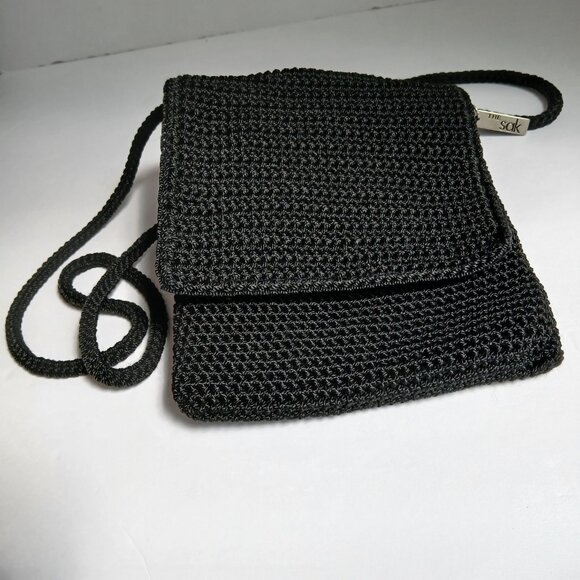 1990's Artisan Black Tight Weave Crochet NS Crossbody Bag w Round Strap As New! - Picture 7 of 7